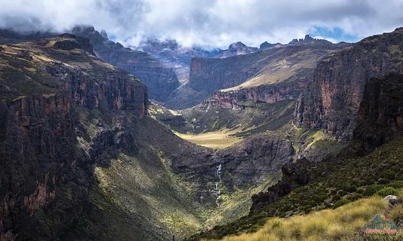 Get the perfect shot of Mt Kenya landscape during a hike