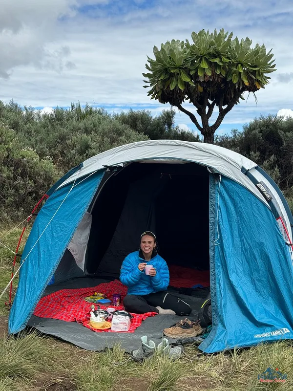 Camping mount Kenya 1